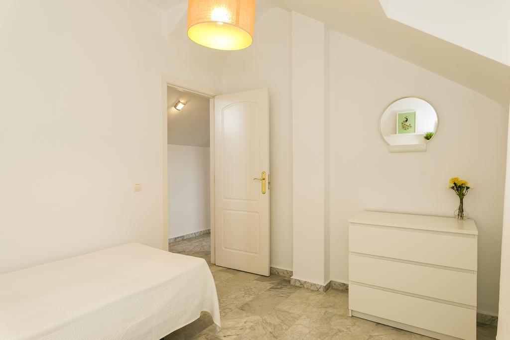 Weforyou Real Del Tivoli Two Rooms Benalmádena Exteriör bild